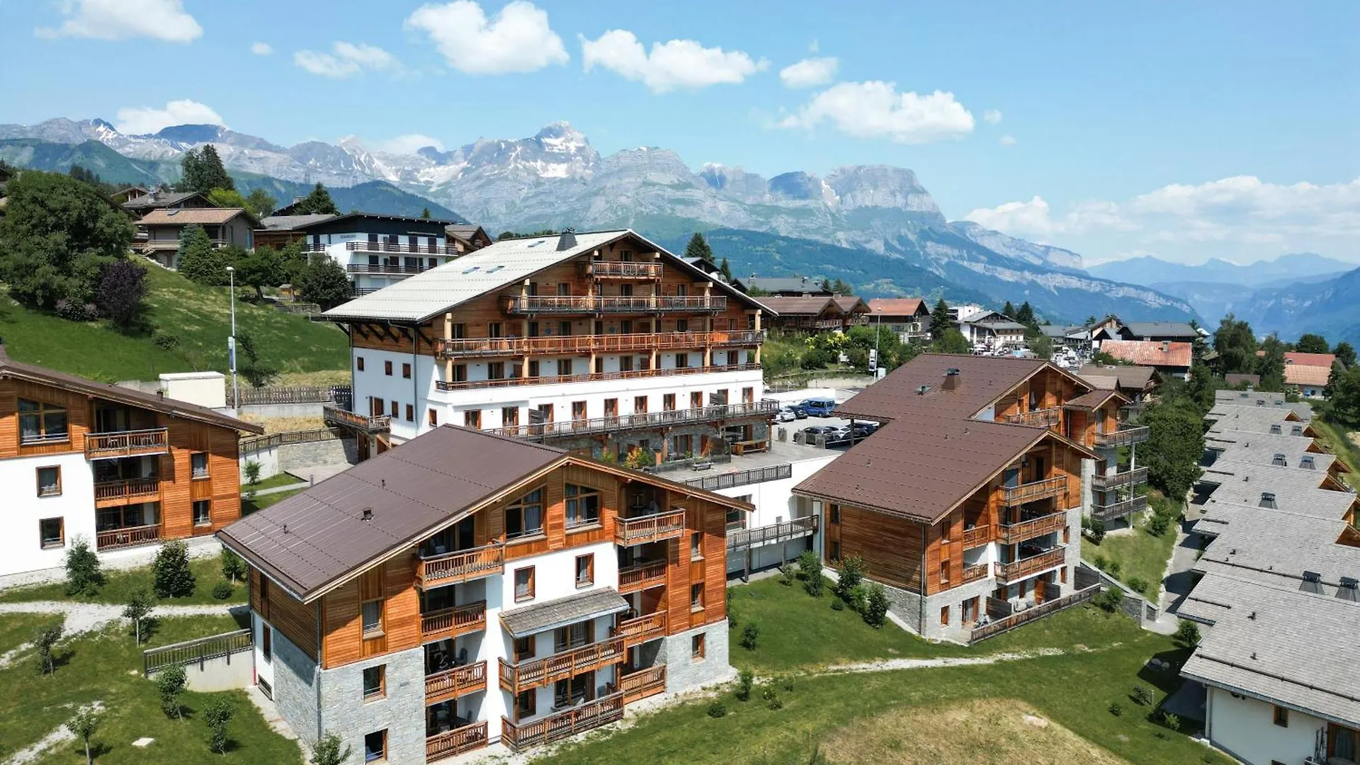 Aparthotel Terresens - Les Fermes Du Mont-Blanc Combloux