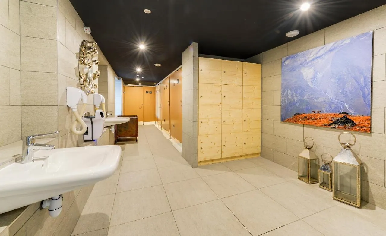 Aparthotel Terresens - Les Fermes Du Mont-Blanc Combloux 4*,  Francia